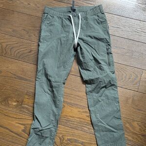 Vuori Green Cargo Pants for Men
